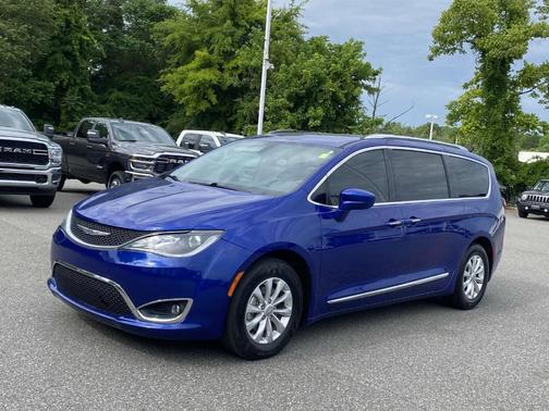 2018 Chrysler Pacifica Touring-L Plus