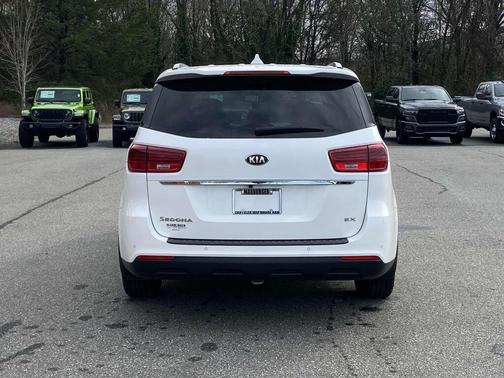 2020 Kia Sedona EX