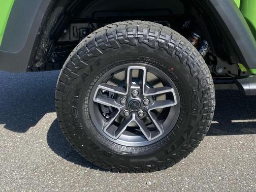 2025 Jeep Gladiator Mojave
