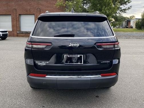 2021 Jeep Grand Cherokee L Laredo