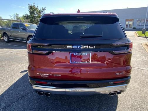 2024 GMC Acadia Denali
