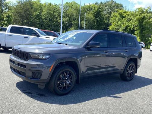 2025 Jeep Grand Cherokee L Laredo