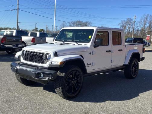 2025 Jeep Gladiator Sport