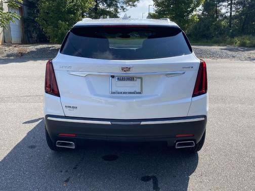 2024 Cadillac XT5 Luxury