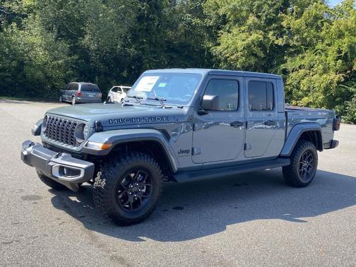 2025 Jeep Gladiator Sport