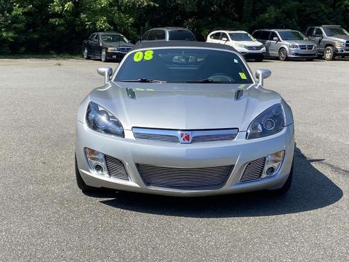 2008 Saturn Sky Red Line