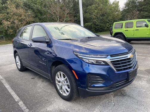 2022 Chevrolet Equinox LS