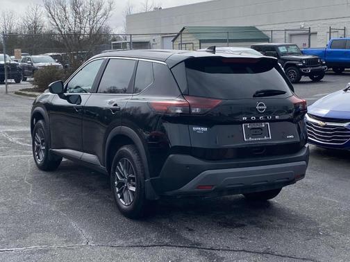 2023 Nissan Rogue S