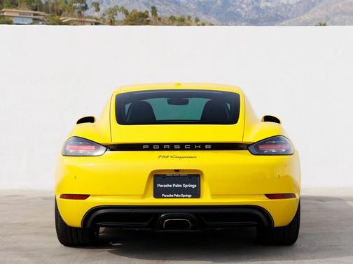 2017 Porsche 718 Cayman 