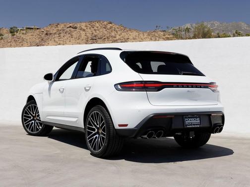 2025 Porsche Macan T