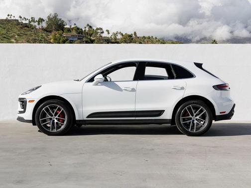 2022 Porsche Macan S