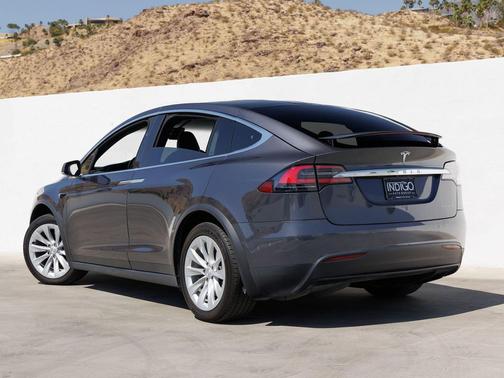 Midnight Silver Metallic 2020 Tesla Model X Long Range Dual Motor All-Wheel Drive