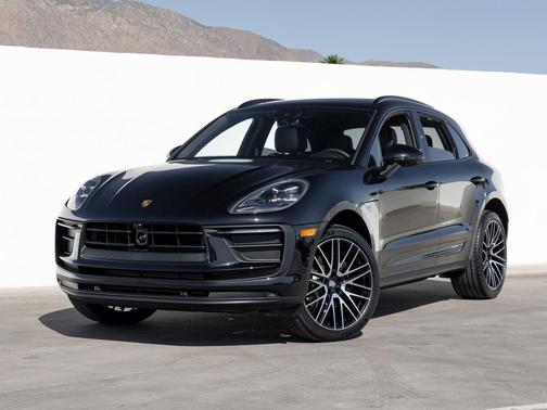 Jet Black Metallic 2026 Porsche Macan Macan