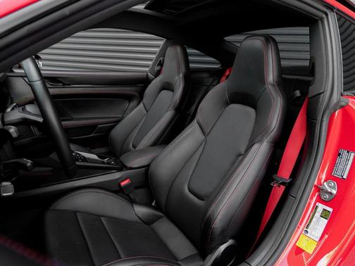 2024 Porsche 911 Carrera T