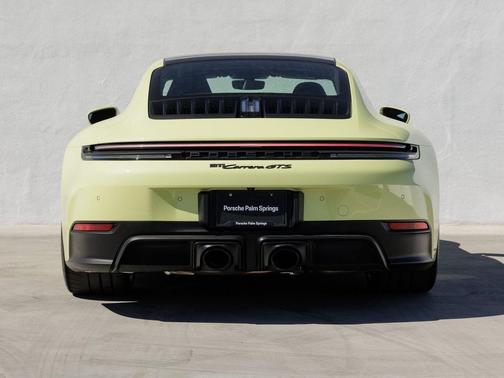 2025 Porsche 911 Carrera GTS