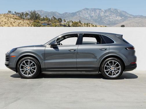 Gray Metallic 2025 Porsche Cayenne Cayenne