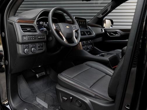 2023 Chevrolet Tahoe 4WD High Country