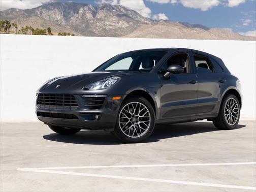 2018 Porsche Macan Base