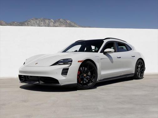 2024 Porsche Taycan Cross Turismo GTS