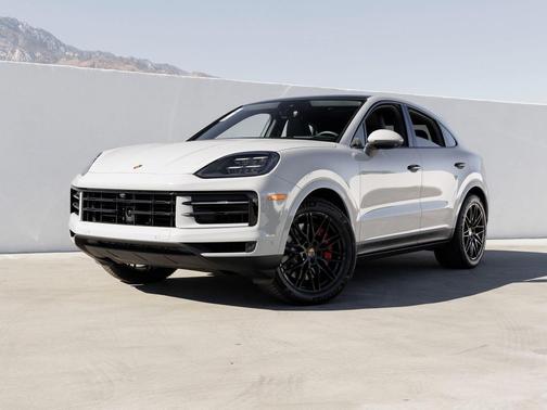 2025 Porsche Cayenne S