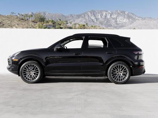2023 Porsche Cayenne Platinum Edition