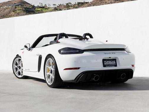 2025 Porsche 718 Spyder RS