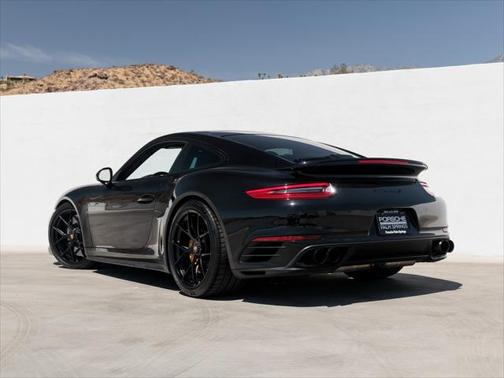 2019 Porsche 911 Turbo S
