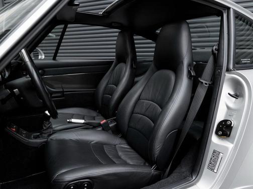 1998 Porsche 911 Carrera 4S