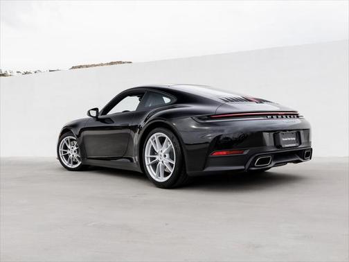 2025 Porsche 911 Carrera