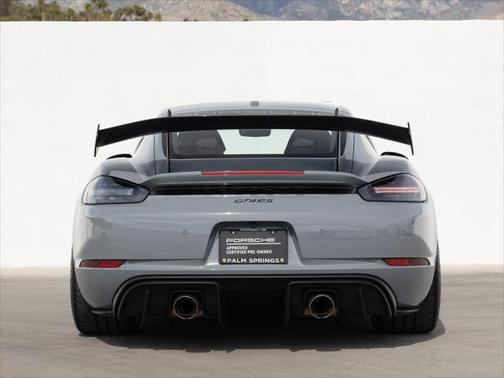 2023 Porsche 718 Cayman GT4 RS