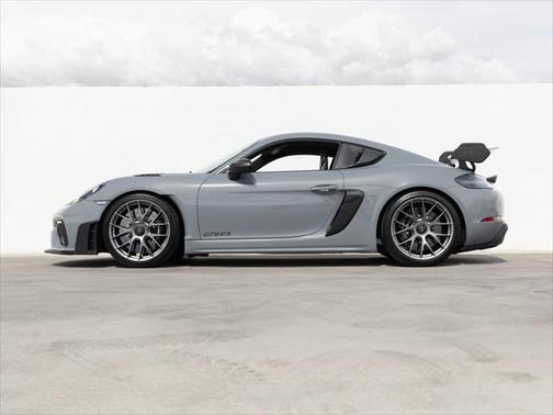 2023 Porsche 718 Cayman GT4 RS