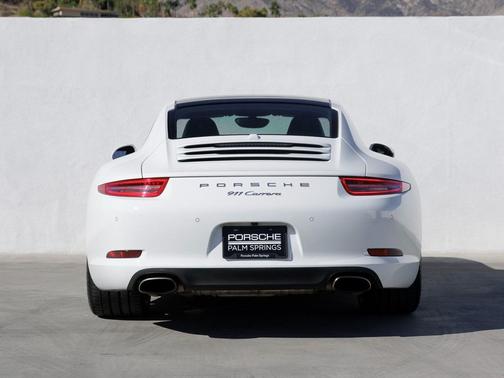 2016 Porsche 911 Carrera