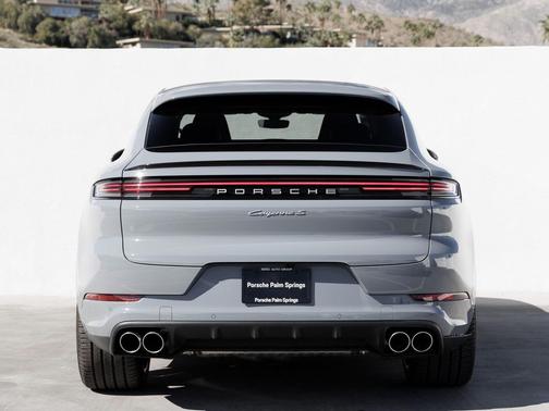 2025 Porsche Cayenne S