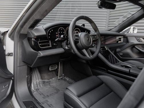 Chalk 2025 Porsche Taycan Turbo