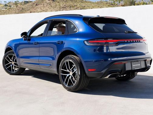 2026 Porsche Macan 