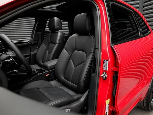 Carmine Red 2025 Porsche Macan Macan
