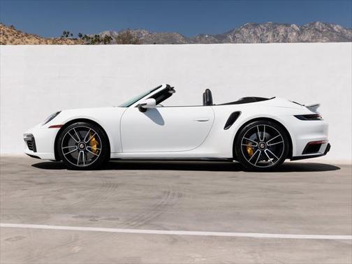 2021 Porsche 911 Turbo S