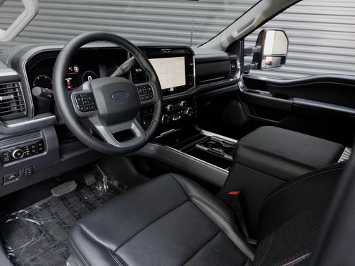 2025 Ford F-350 Lariat