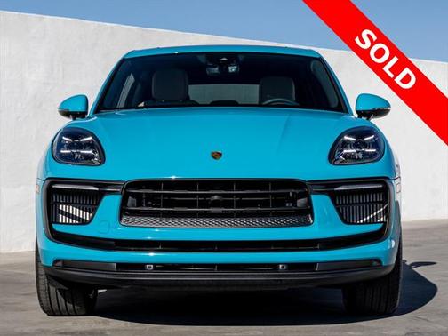 2022 Porsche Macan S