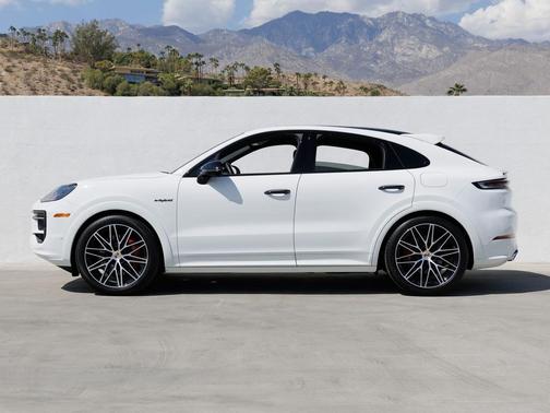 2025 Porsche Cayenne S