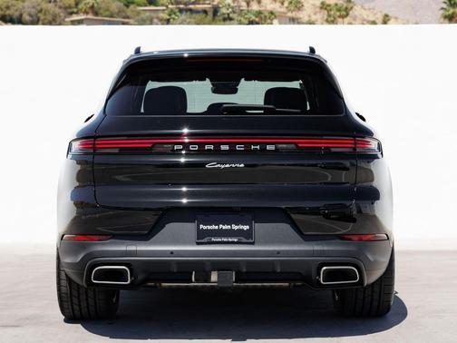Black Metallic 2026 Porsche Cayenne Cayenne