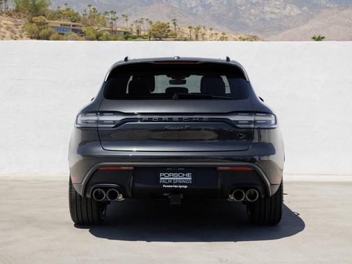 2025 Porsche Macan T