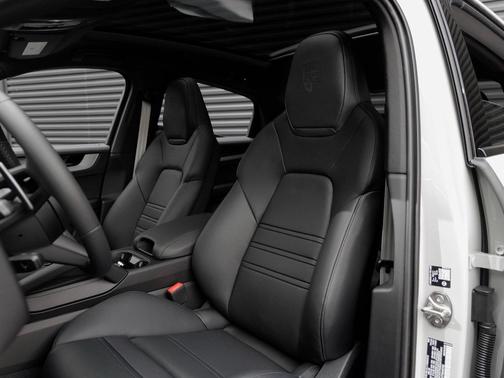 2026 Porsche Cayenne Cayenne E-Hybrid