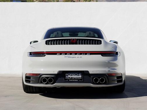 2024 Porsche 911 Targa 4S