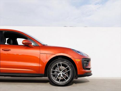 2023 Porsche Macan 