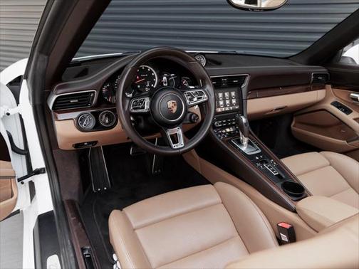 2017 Porsche 911 Turbo S