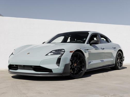 2025 Porsche Taycan Turbo GT w/Weissach Package