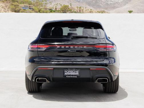 2025 Porsche Macan 