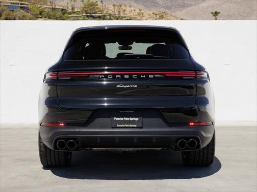 2025 Porsche Cayenne