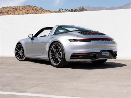 2021 Porsche 911 Targa 4S